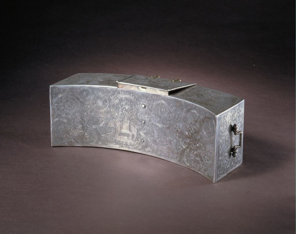 图片[1]-Silver scripture box-China Archive